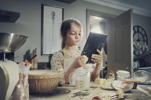 Girl with damaged Three Insurance Device