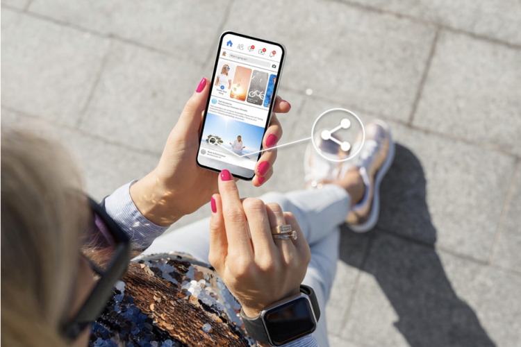 SquareTrade-Ger&auml;t, das die Funktion zur &Uuml;berwachung sozialer Medien anzeigt